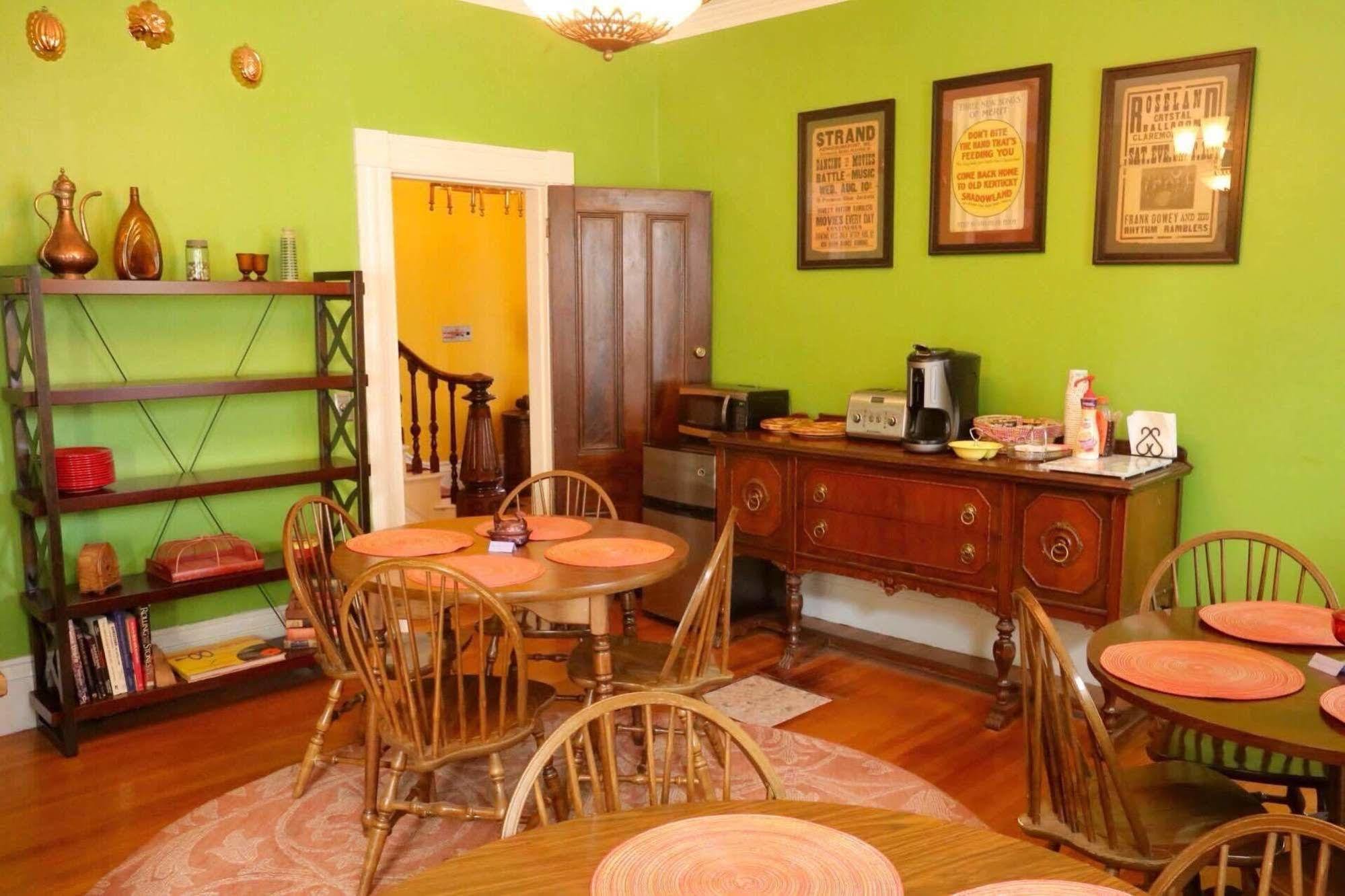 Stepping Stone Inn Салем Экстерьер фото